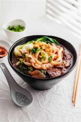   でんヤン風牛肉麺、ピリ辛で濃厚なスープが食欲をそそる絶品！